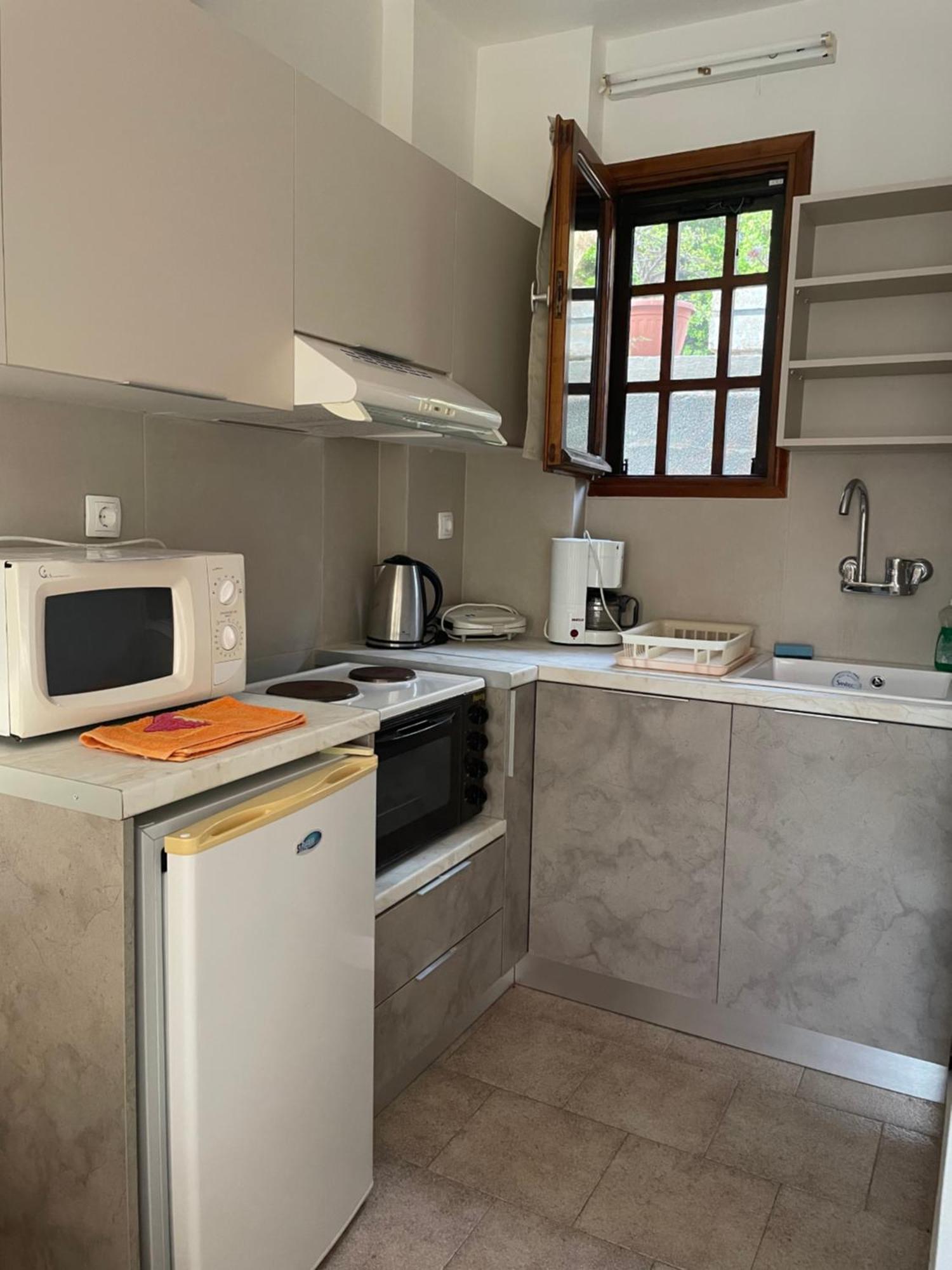 Vasilikos Apartments Paralia Agias Foteinis Extérieur photo